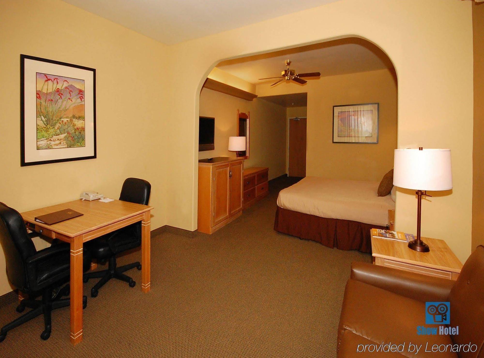 Quality Inn & Suites Phoenix Nw - Sun City Youngtown Camera foto