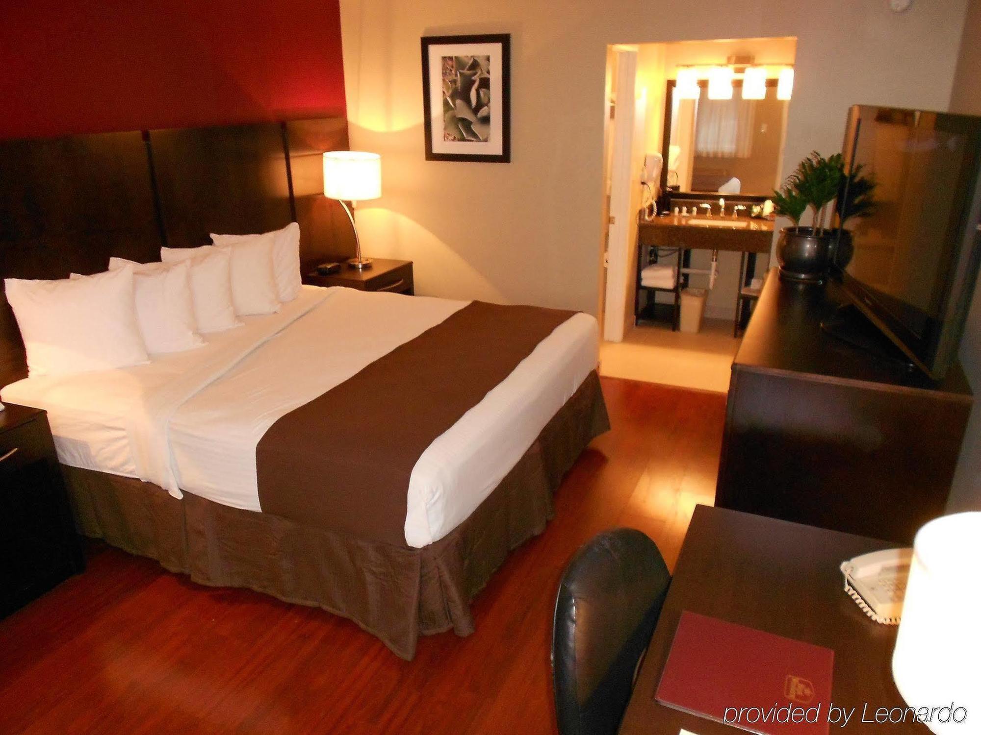 Quality Inn & Suites Phoenix Nw - Sun City Youngtown Camera foto